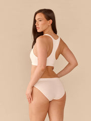Curvy UltraModal™ FeelFree Racerback Bralette | White