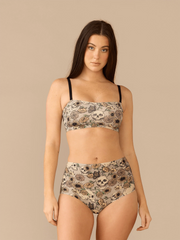 Seamless High-Waisted Shortie | Dead Flowers 2.0