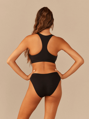 Curvy UltraModal™ FeelFree Racerback Bralette | Black