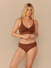 UltraModal™ Lace Longline Bralette | Cedar Wood
