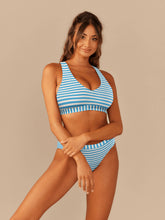 Curvy UltraModal™ FeelFree Racerback Bralette | Amalfi Stripes