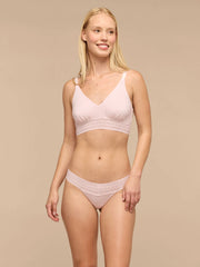 UltraModal™ Lace Low-Rise Thong | Lobster Bisque
