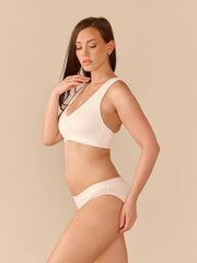 Curvy UltraModal™ FeelFree Racerback Bralette | White