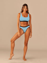 Curvy UltraModal™ Core Scoop Bralette | Amalfi Stripes