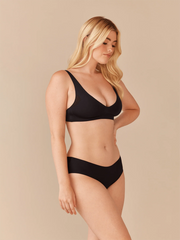 Seamless Plunge Bralette | Black