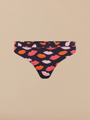 UltraModal™ FeelFree Thong | Kiss Me