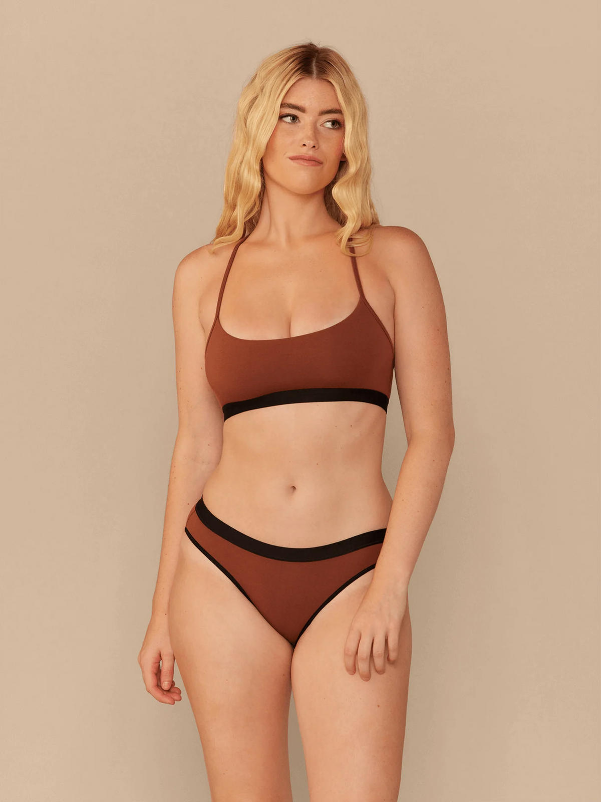 UltraModal™ Core T-Back Bralette | Cedar Wood